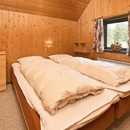 度假居 6 Person In *