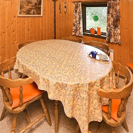 Semesterbostad 6 Person In